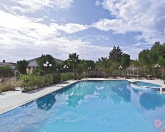 Parco Serrone - Corato - Piscine