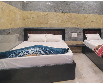 Kohinoor Residencey - Mantralayam - Bedroom