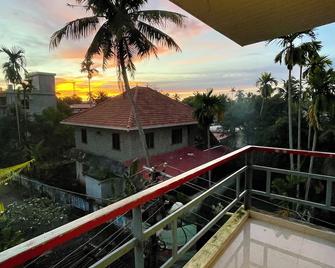 Eden Homestay Alleppey - Alappuzha - Balkon
