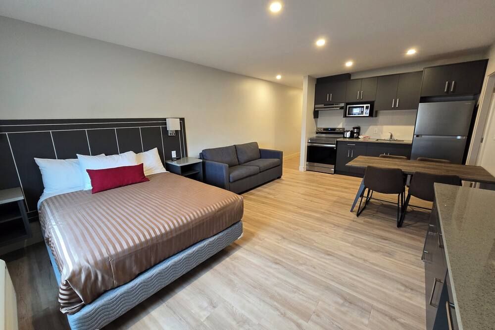Sahara Courtyard Inn Penticton - פנטיקטון