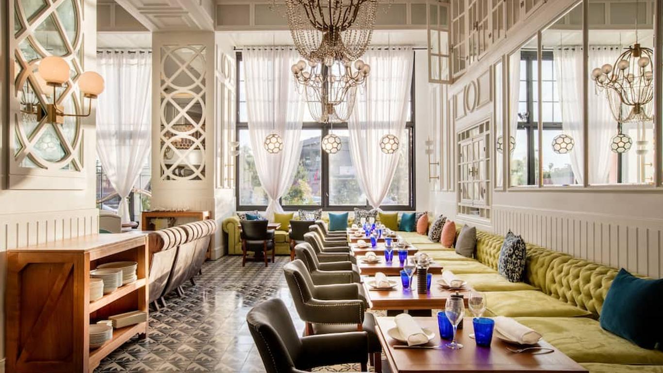 فندق دوسيال بوتيت هوتل إي سبا