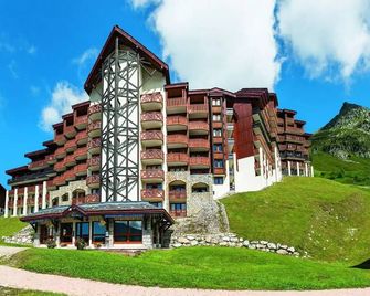 Residence Les Néreïdes - maeva Home - 3 room apartment 7 people - Prestige - Belle Plagne - مبنى