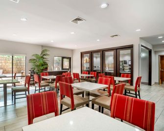 Comfort Suites At WestGate Mall - Spartanburg - Restaurant