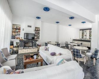 Hotel Dellis - Kamena Vourla - Living room