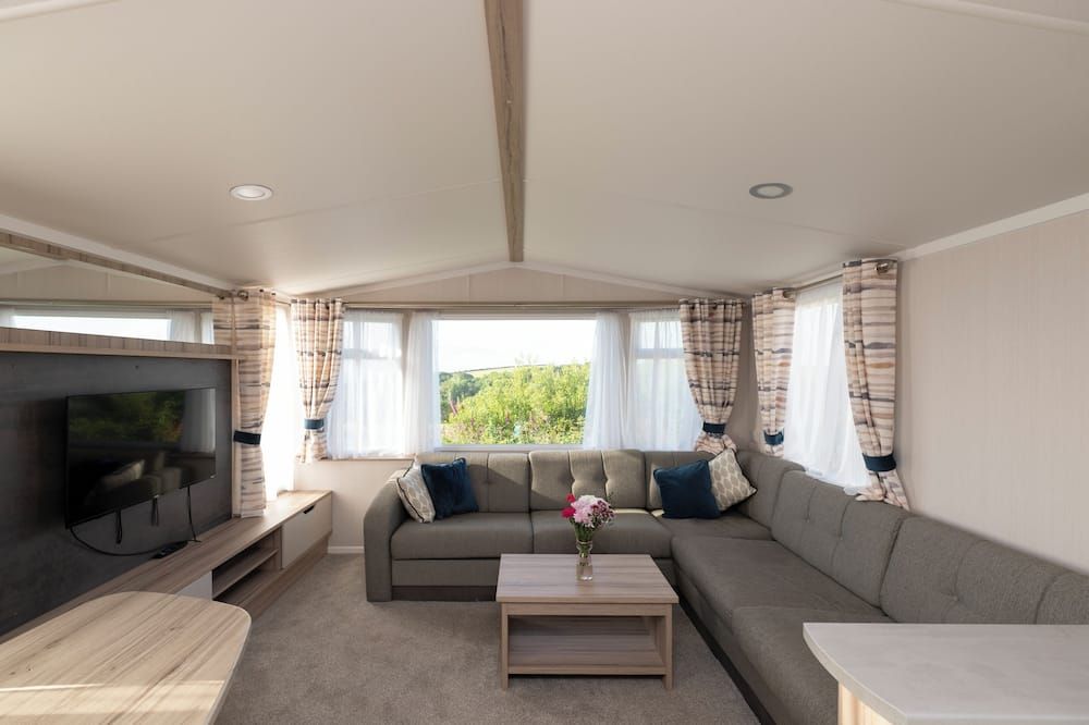 Tencreek Holiday Park - Looe - Living room
