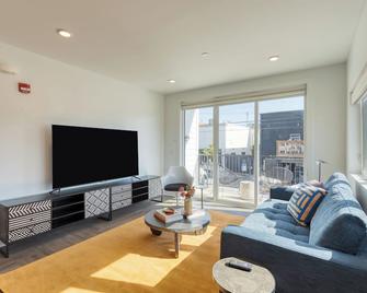 The Carter by AvantStay Spacious Stay Near Downtown - Nashville - Wohnzimmer