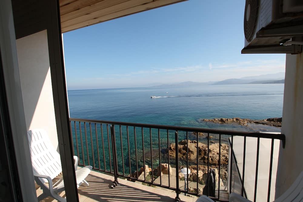 Hotel La Pietra Restaurant & Spa - L'Île-Rousse - Balkón