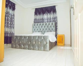 Senegambia Beach Apartments - Bijilo - Bedroom