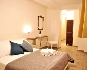 San Teodoro Al Palatino - روما - غرفة نوم