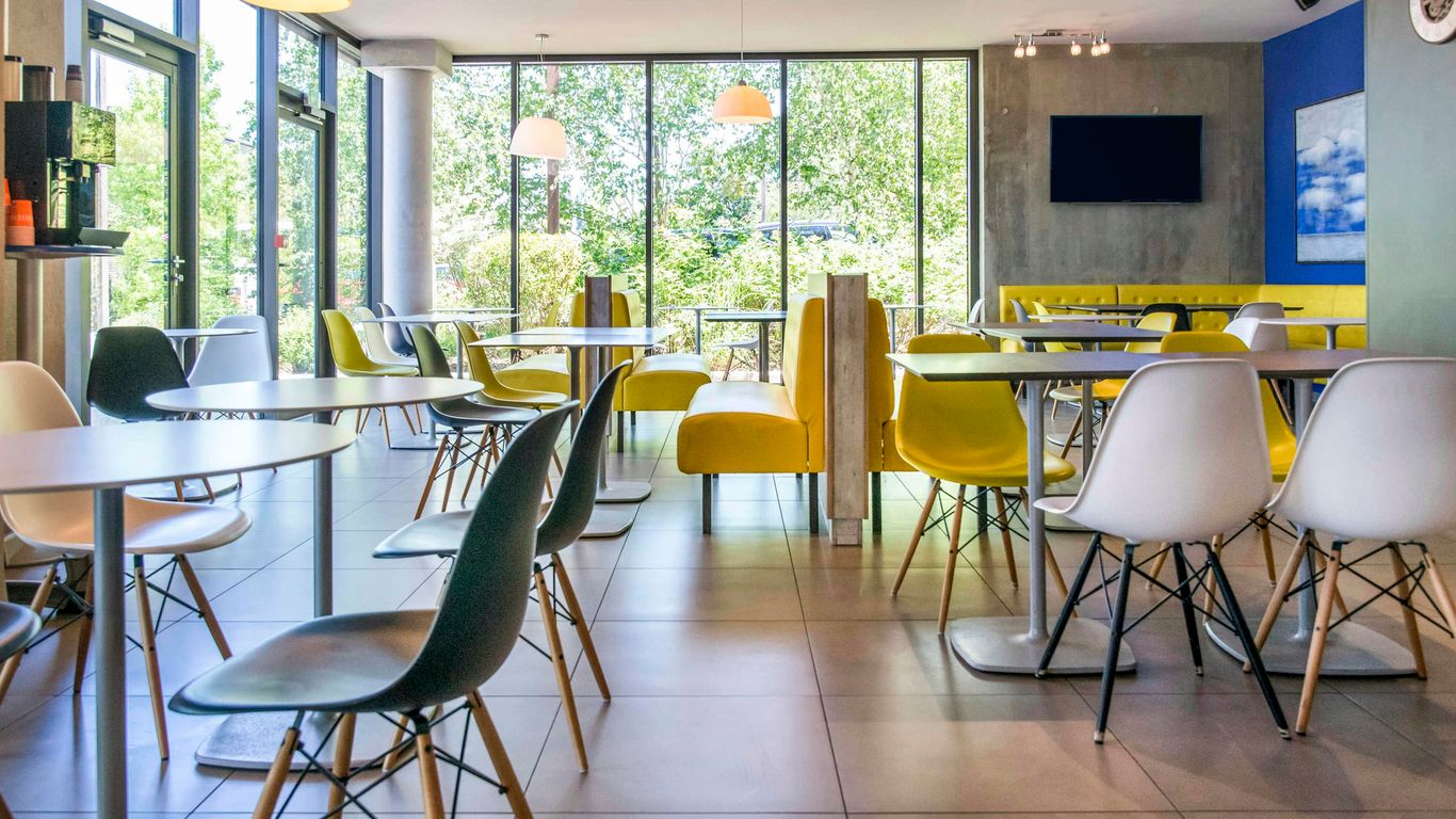 阿爾尚日內瓦堡宜必思快捷酒店