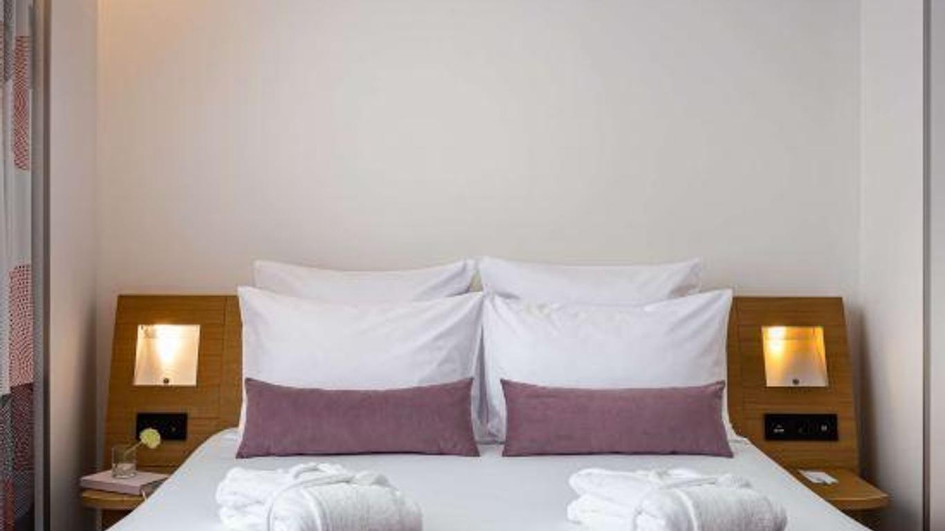 Novotel Saint Petersburg Centre