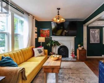 Central, Dog Friendly, Parking - Saint John - Lounge