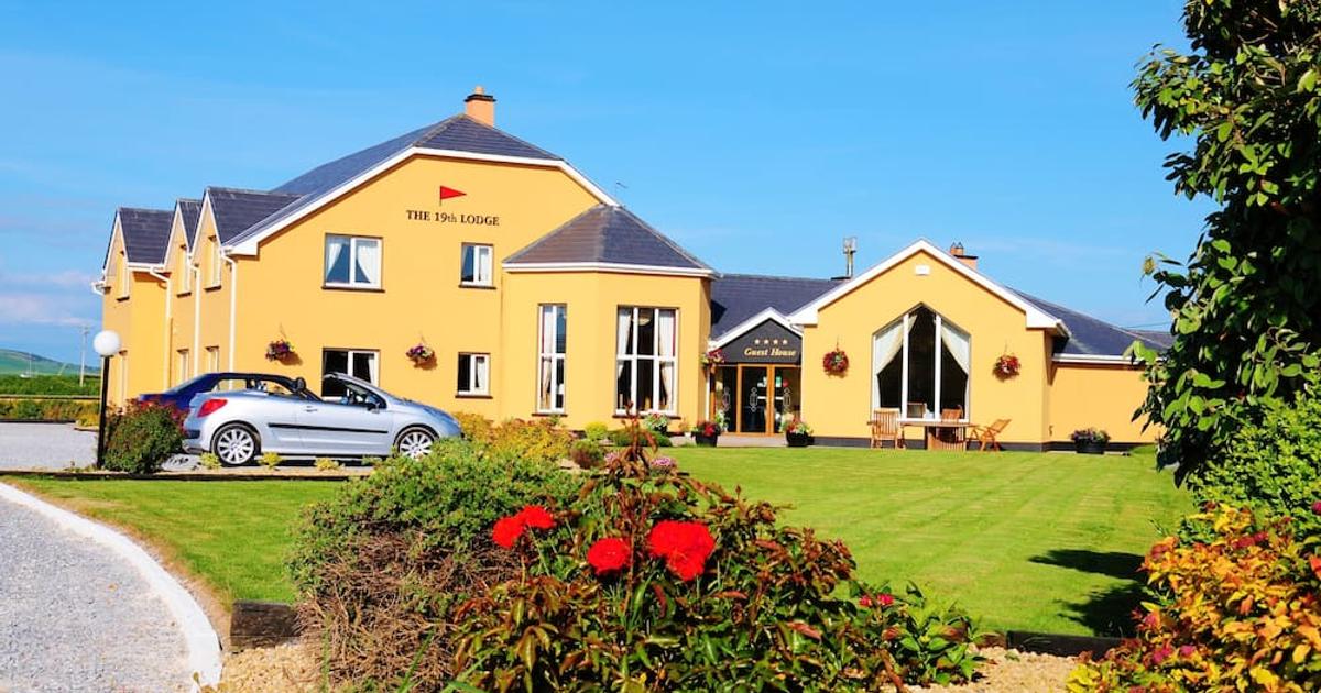 The 19th Lodge Ballybunion da 119 €. Bed & Breakfast a Ballybunion KAYAK