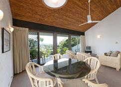 Caralina Court - Noosa Heads - Dining room