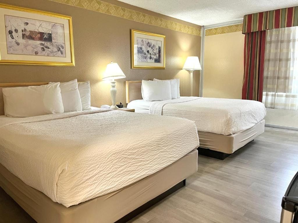 Brentwood Inn & Garden - Farmington - Quarto