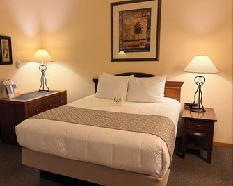 Whitetail Creek Resort - Lead