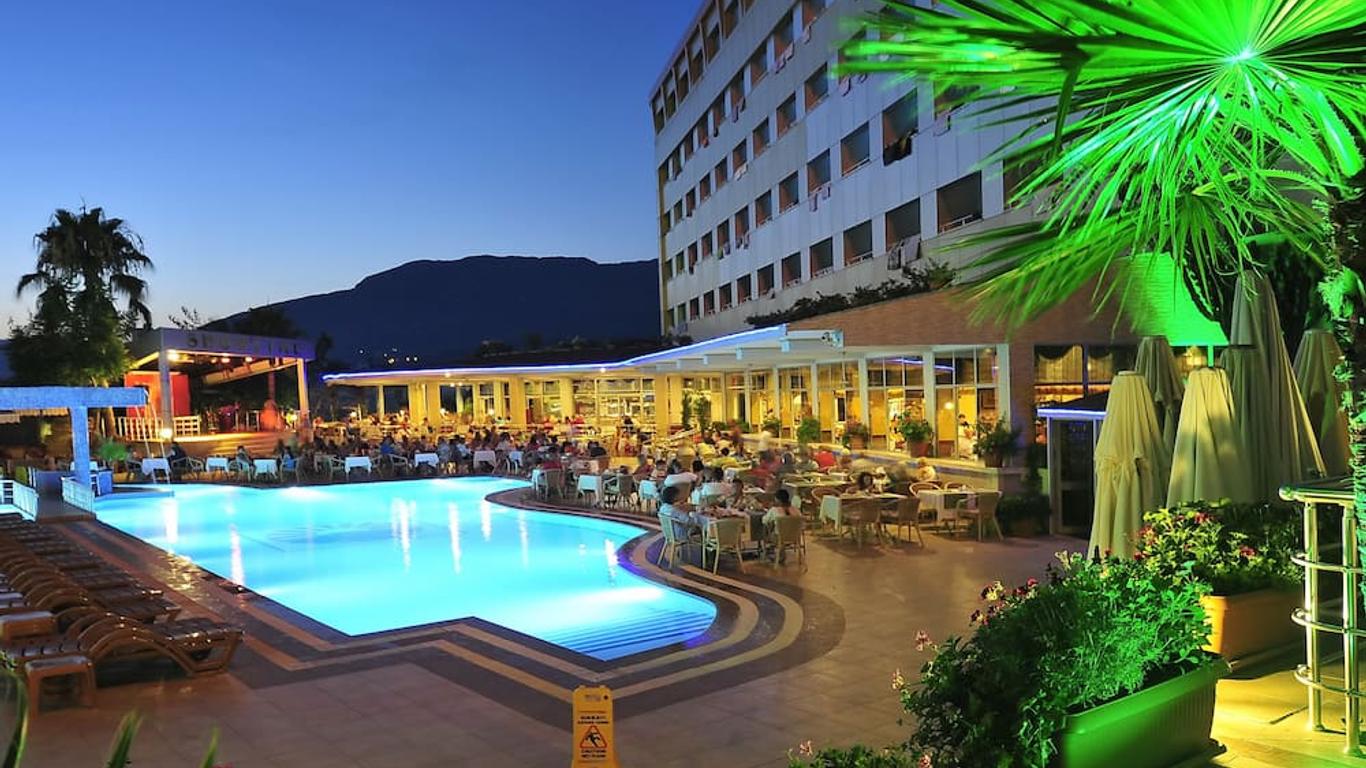 كيربيك ريزورت هوتل - شامل جميع الخدمات