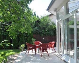 Kertes - Veszprém - Patio