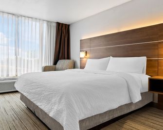 Holiday Inn Express & Suites Marion By IHG - Marion - Ložnice