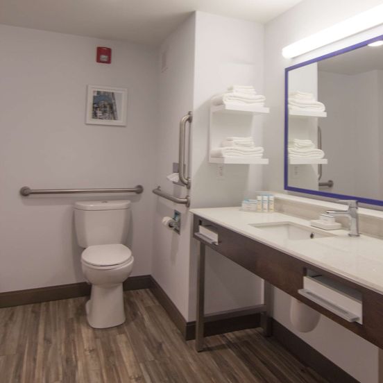 Hampton Inn Medina image 1