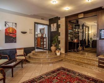 Mannu Hotel - Bosa - Lobby