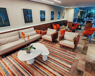 Ferraretto Guarujá Hotel & Spa - Guarujá - Lounge