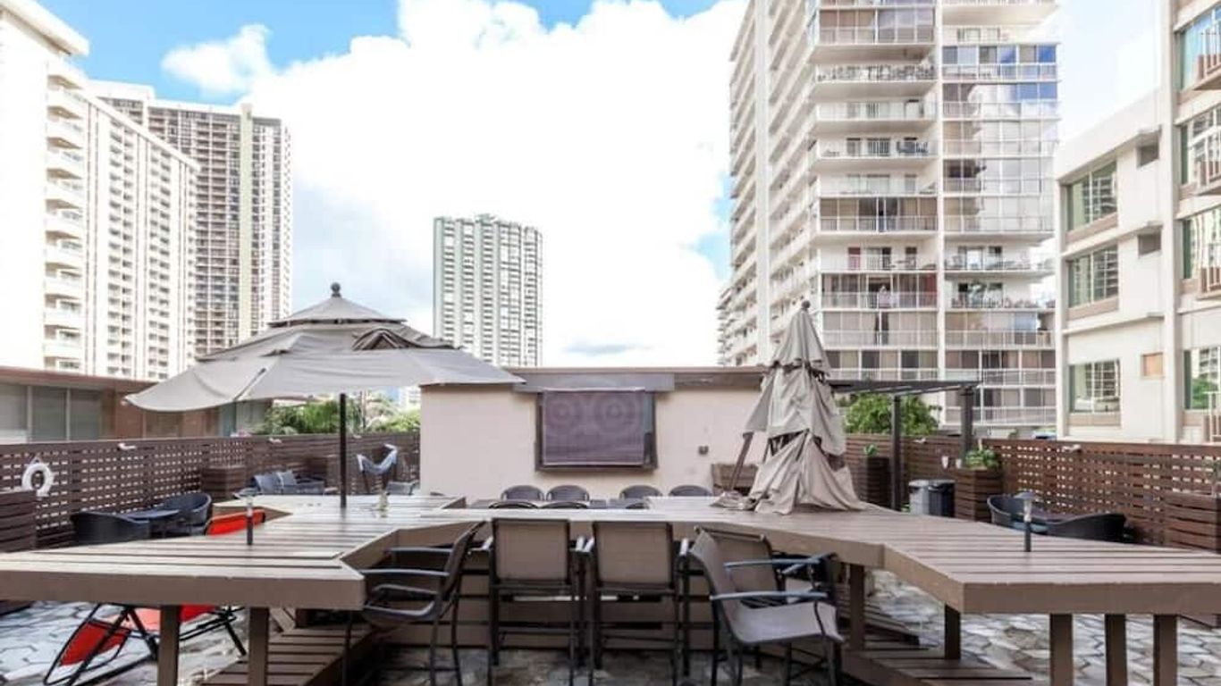 The Beach Waikiki Boutique Hostel