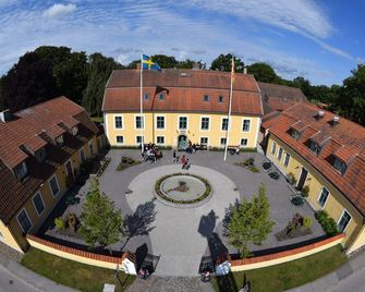 Stiftsgården Åkersberg - Hoor - Edificio