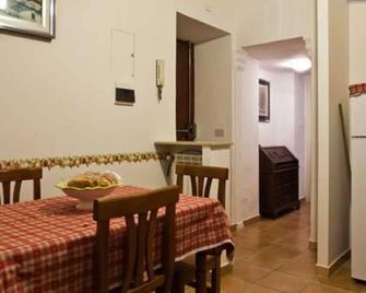 B&B Roma Appia Davila25 - Rome
