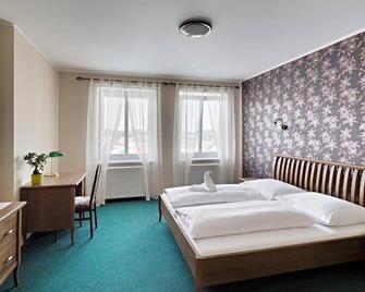 Hotel U Labute - Žďár nad Sázavou - Bedroom