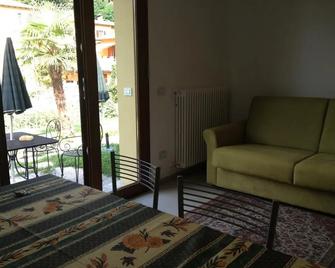 Casa Pini - Griante - Living room