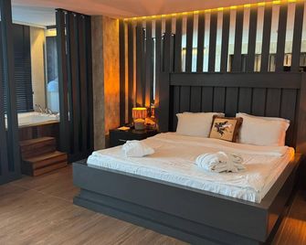 Sirin Park Hotel - אדנה - חדר שינה