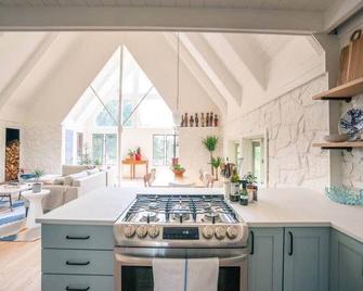 Milan Hill A-Frame - Charming & Stylish near Rhinebeck - Red Hook - Cocina