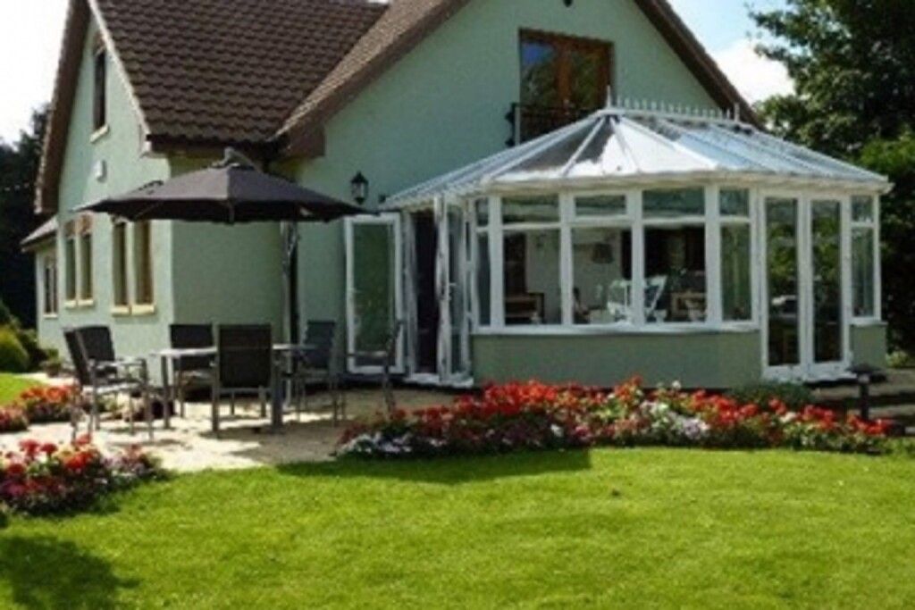 Langdale Lodge Bed & Breakfast - לינקולן - פטיו