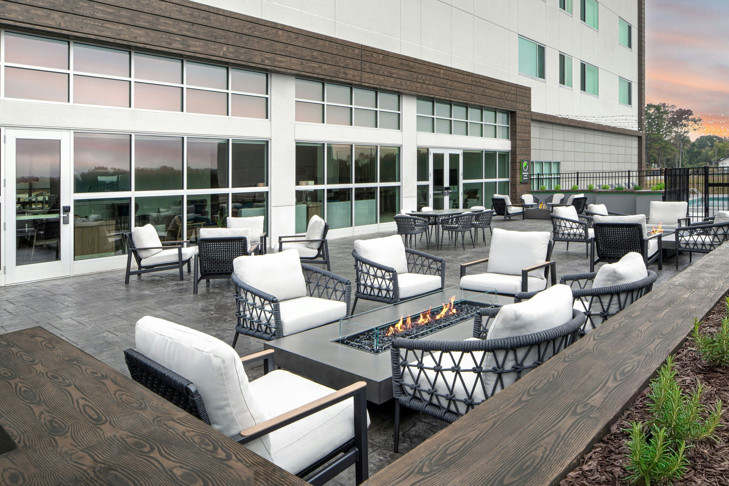 Element Opelika Auburn - Opelika - Patio