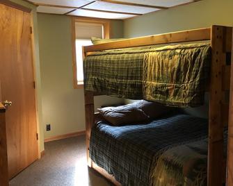 Custom Log Lake House On Wynne Lake With Pontoon Boat. Summer 1 Week Sat To Sat - Biwabik - Habitación