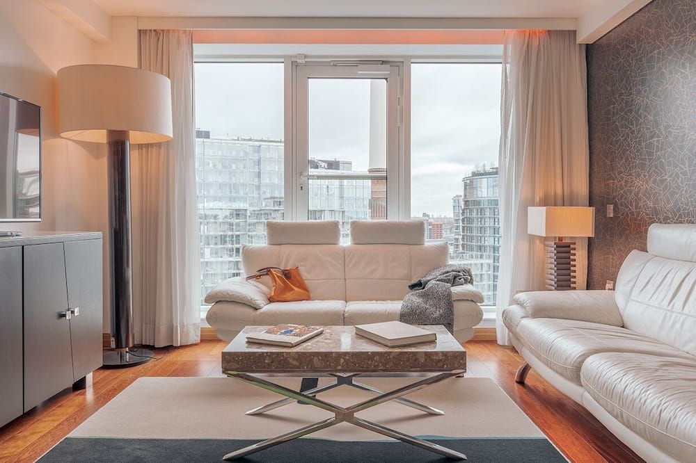 Pestana Chelsea Bridge