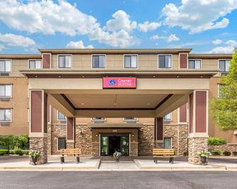Comfort Suites Grand Rapids North - Comstock Park - Edificio