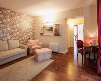 B&B Garibaldi 61 - Аґріґенто - Вітальня