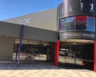 Enjoyable Holiday Home For Group Six - Hornsby