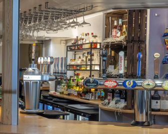 بست ويسترن ويماوث هوتل رمبراند - ويماوث - بار