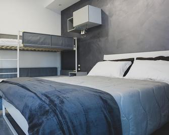 B&B Amica geniale - Napoli - Camera da letto