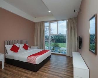 Bangi Gateway Hotel - Bandar Baru Bangi - Schlafzimmer