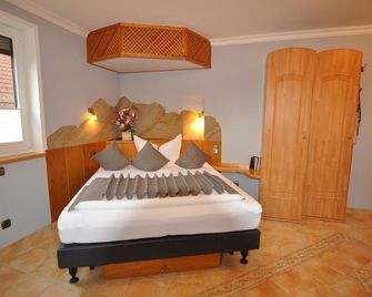 Hotel Blumenbach - ברלין - חדר שינה