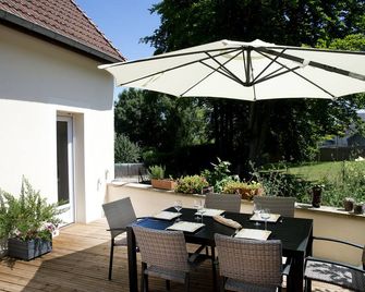 L'oeuillade: Calm And Tranquility In Champagne - Reuil - Patio