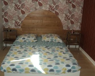 Homestay in a condominium - Esnandes - Yatak Odası