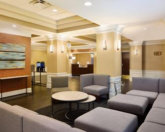 Holiday Inn Express & Suites Alpharetta - Windward Parkway - Alpharetta - Sala de estar