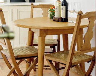 Casa Das Colmeias A Haven of Tranquillity, Where Nature Reveals All Its Beauty. - Borba - Comedor