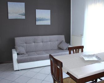 Residence Royal House - Riva del Garda - Κρεβατοκάμαρα