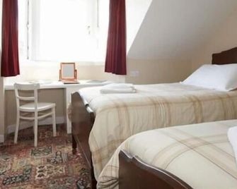 Norcroft Guest House - Penrith - Bedroom